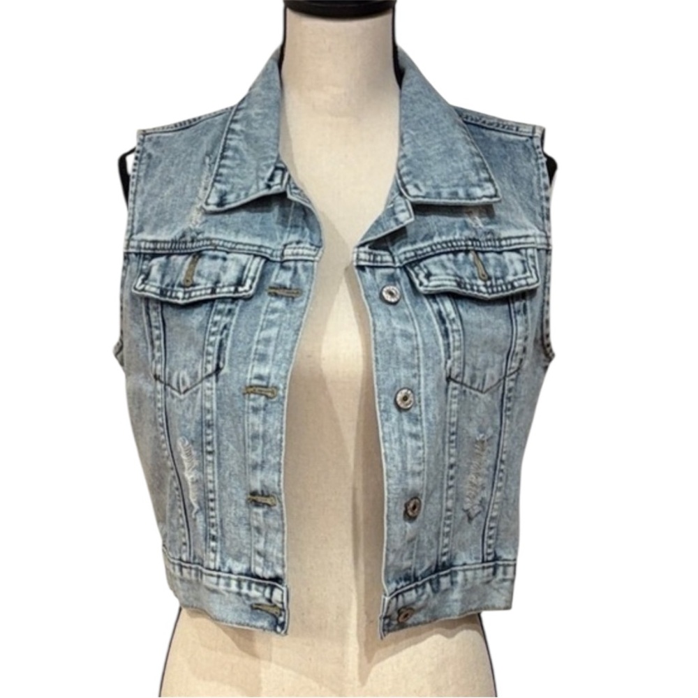 NWOT Light Blue Denim Vest